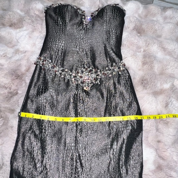 Stunning Gunmetal Gray Gown Embellished: Terani Mermaid Dress, Size 2 - Picture 10 of 17